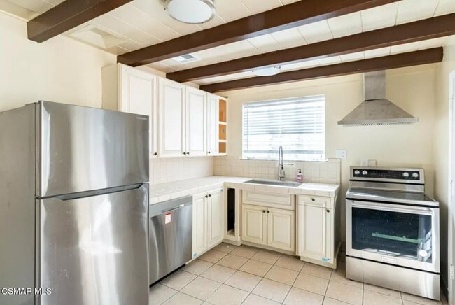 12015 Riverside Dr in Los Angeles, CA - Building Photo - Building Photo