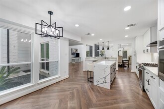 15731 Steamboat Ln in Houston, TX - Building Photo - Building Photo
