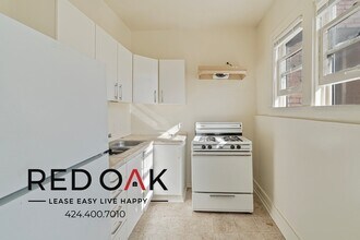 537 S Kenmore Ave in Los Angeles, CA - Building Photo - Building Photo