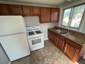 Englewood Avenue Apartments in Tonawanda, NY - Building Photo - Building Photo