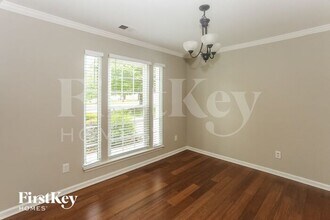 5841 Branthurst Dr in Charlotte, NC - Building Photo - Building Photo
