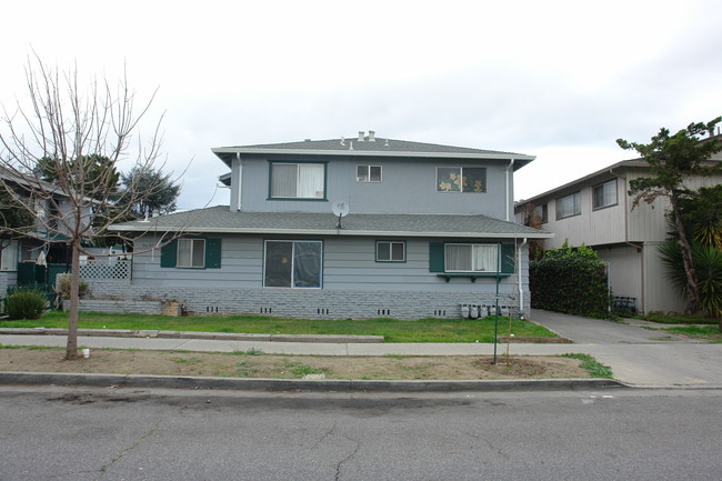 3837 Barker Dr in San Jose, CA - Building Photo - Building Photo