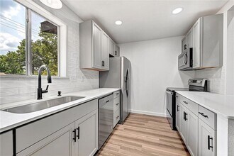 6 Brompton Dr in Bella Vista, AR - Building Photo - Building Photo