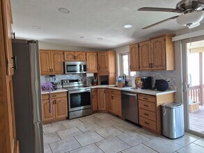3454 W Brett Ave in West Valley City, UT - Foto de edificio - Building Photo