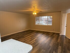 2624-2624 E 6th St in Vancouver, WA - Building Photo