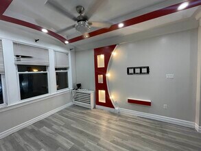 12 Casper Ct in Jersey City, NJ - Building Photo - Building Photo