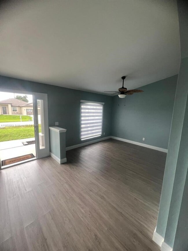 1305 SW 22nd Pl in Cape Coral, FL - Building Photo - Building Photo