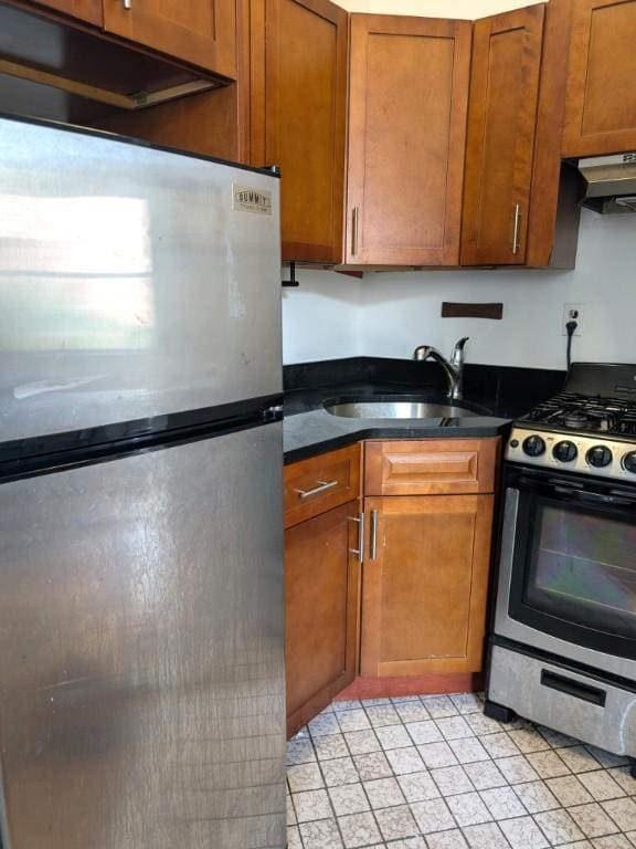 property at 100 W 87th St