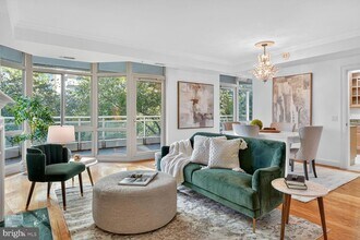 5630 Wisconsin Ave, Unit 406 in Chevy Chase, MD - Building Photo - Building Photo