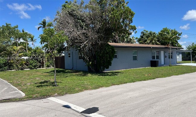 1524 S 24th Ct in Hollywood, FL - Building Photo - Building Photo