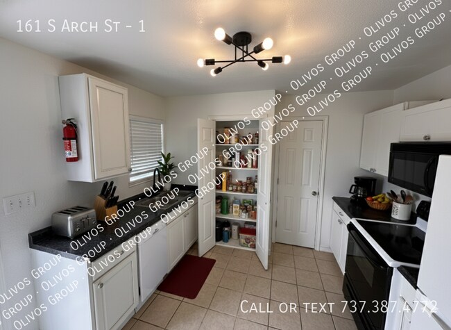 161 S Arch St in Aransas Pass, TX - Building Photo - Building Photo