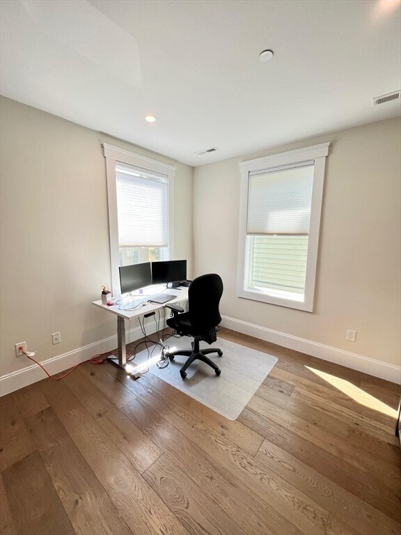 270 Paris St in Boston, MA - Building Photo - Building Photo