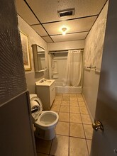 11 Bourne St-Unit -3 in Worcester, MA - Building Photo - Building Photo