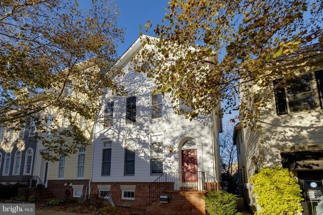 property at 303 Inspiration Ln