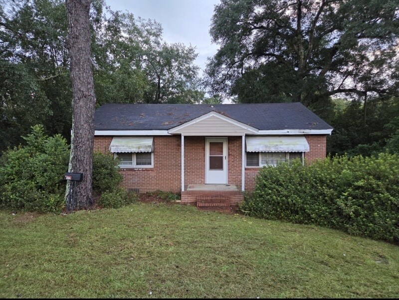 3271 Millerfield Rd in Macon, GA - Building Photo