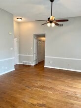 95 Oakcrest Dr in Oakland, TN - Foto de edificio - Building Photo