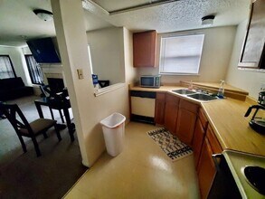 6307 Bostonian in San Antonio, TX - Building Photo - Building Photo
