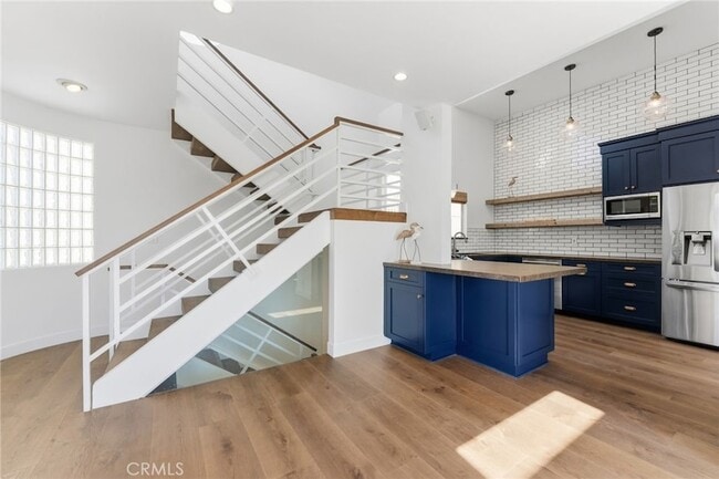 1452 Loma Dr in Hermosa Beach, CA - Building Photo - Building Photo