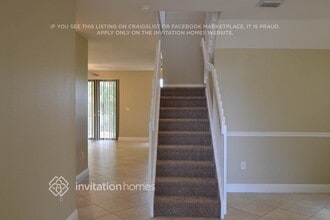 3720 SW 69th Ave in Miami, FL - Foto de edificio - Building Photo