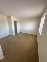 16 Manning St in Derry, NH - Building Photo - Building Photo
