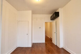 311 Troutman St in Brooklyn, NY - Building Photo