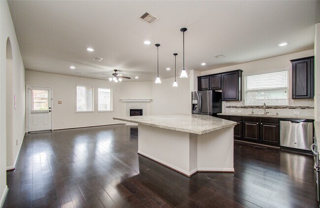 property at 2702 Fairfield Bend Pl