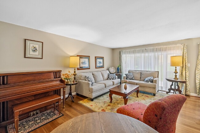 902 Leverton Rd in Rockville, MD - Building Photo - Building Photo