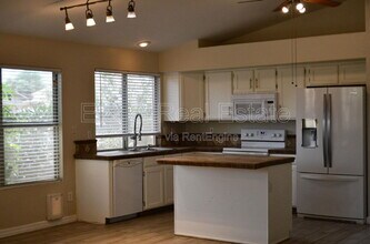 1476 E Silver Creek Rd in Gilbert, AZ - Building Photo - Building Photo