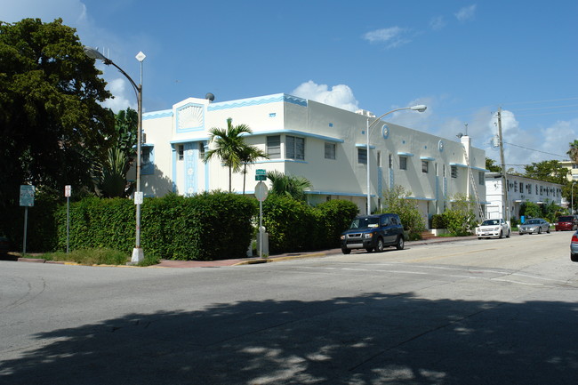 848 Jefferson Ave in Miami Beach, FL - Foto de edificio - Building Photo