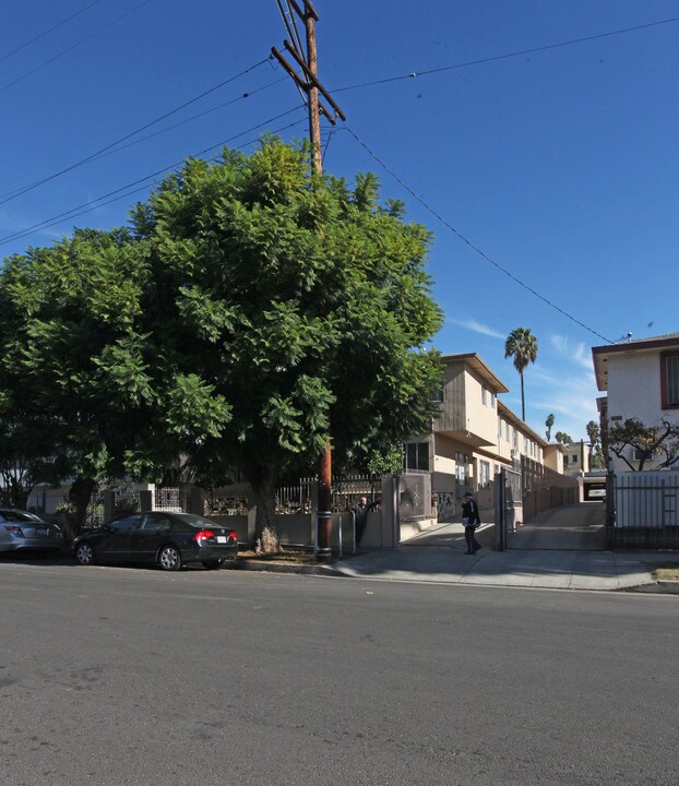 1822 Garfield Pl in Los Angeles, CA - Foto de edificio