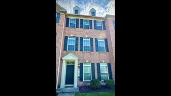 9403 Aston Villa in Ellicott City, MD - Building Photo