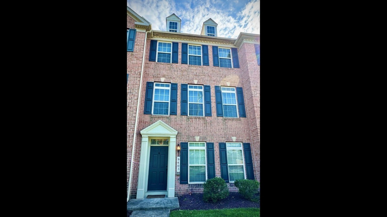 9403 Aston Villa in Ellicott City, MD - Building Photo