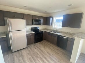 518 Western Ave in Red Lion, PA - Building Photo - Building Photo