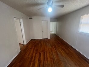 2324 14th St in Lubbock, TX - Building Photo - Building Photo