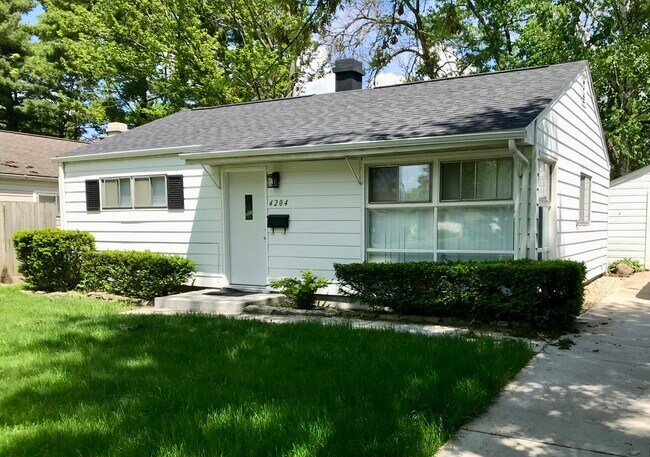 4204 Woodvale Dr in South Bend, IN - Building Photo - Building Photo