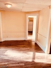 144 Lawrence St in Paterson, NJ - Foto de edificio - Building Photo