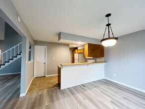 11739 Monrovia St in Overland Park, KS - Foto de edificio - Building Photo