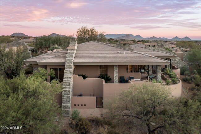 10214 E Old Trail Rd in Scottsdale, AZ - Building Photo - Building Photo