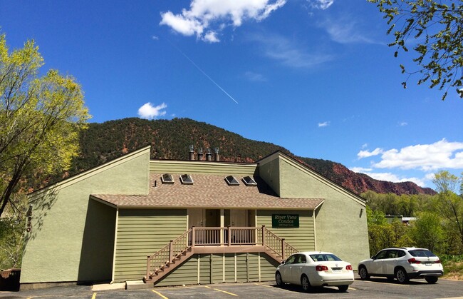 2920 Hager Ln, Unit Unit 1 in Glenwood Springs, CO - Foto de edificio - Building Photo