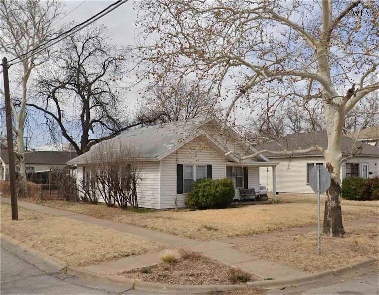 1714 Fillmore St in Wichita Falls, TX - Building Photo