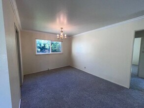 7417 East Pkwy in Sacramento, CA - Building Photo - Building Photo