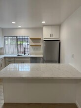 9524 Easter Way in San Diego, CA - Building Photo - Building Photo