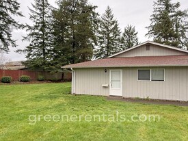 2125 Soroya Ct SW in Olympia, WA - Building Photo