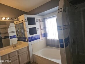 5045 W Topeka Dr in Glendale, AZ - Building Photo - Building Photo