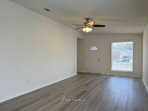 501 Ashwood Ln in Pensacola, FL - Building Photo - Building Photo