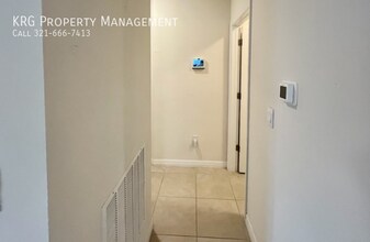 1009 NE 11th St in Cape Coral, FL - Building Photo - Building Photo