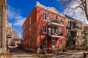 5081-5089 Fabre St in Montréal, QC - Building Photo