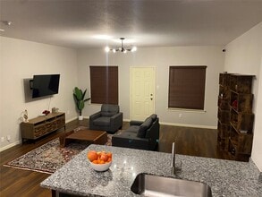 6513 Knox St in Houston, TX - Building Photo - Building Photo