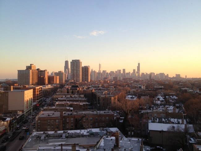 property at 444 W Fullerton Pkwy