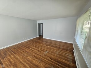 2107 W Coil St in Indianapolis, IN - Building Photo - Building Photo